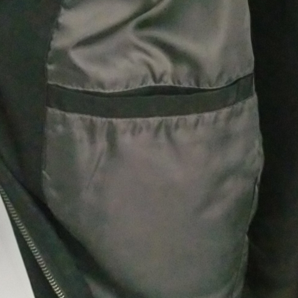 BR Jacket - Picture 3 of 5